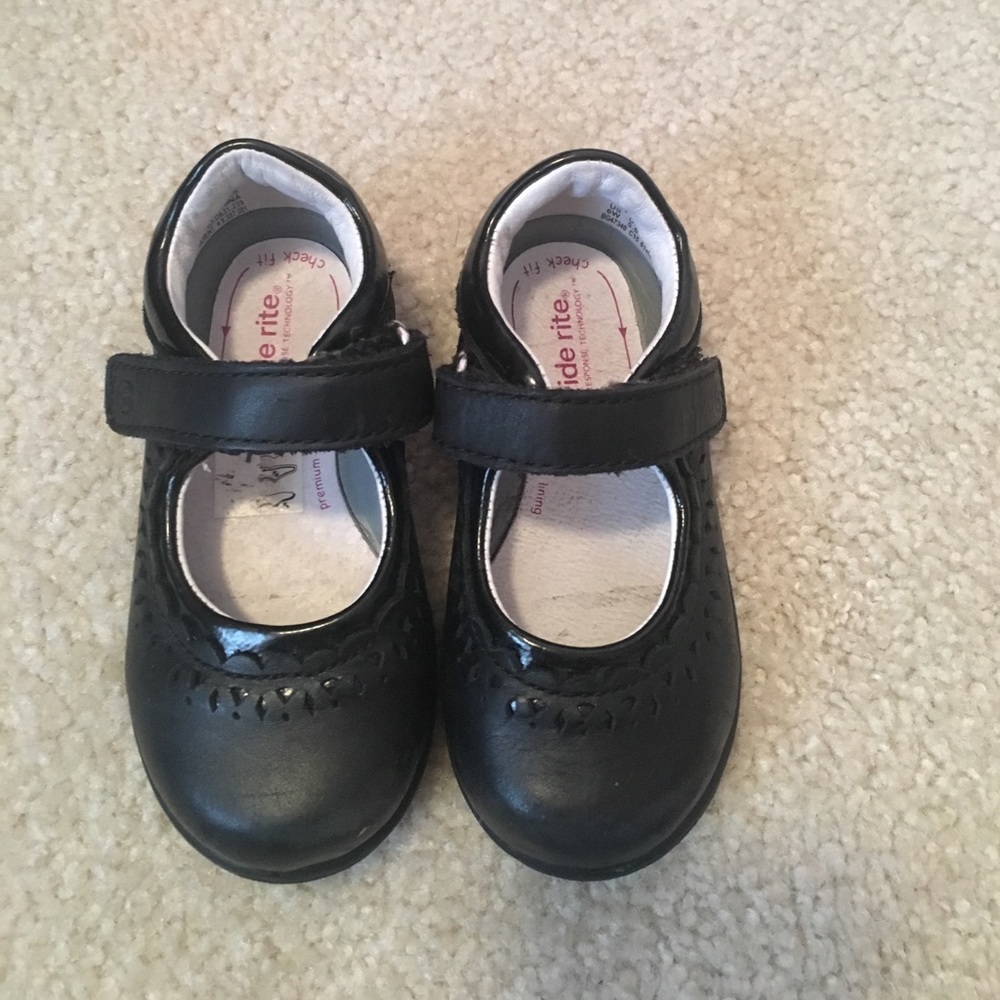 Black stride rite Mary Jane