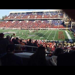 Meet your Posher, James