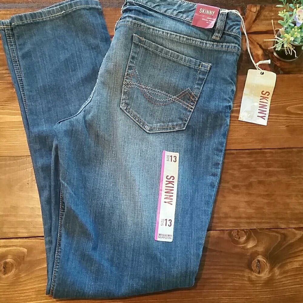 Mossimo Skinny Jeans Size 13