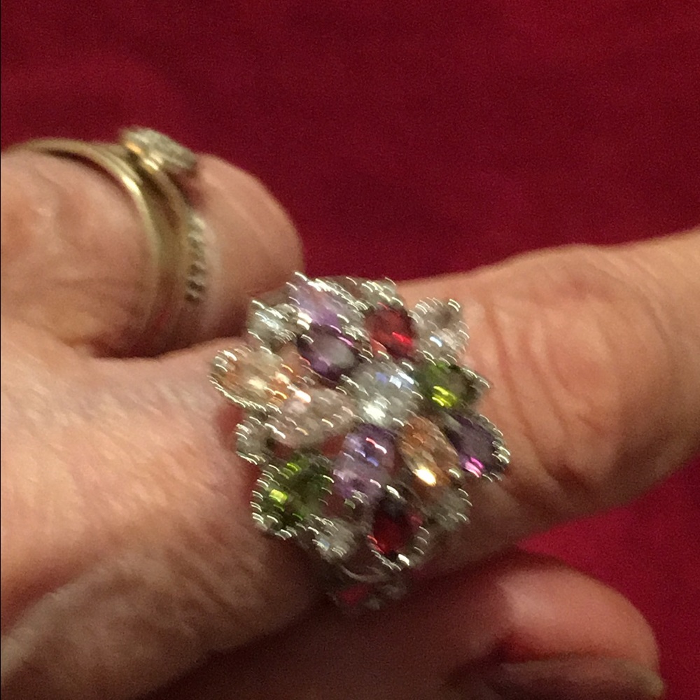 Multi-gemstone ring! - Picture 3 of 3