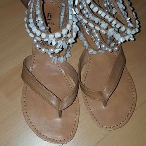 White shell ankle sandals