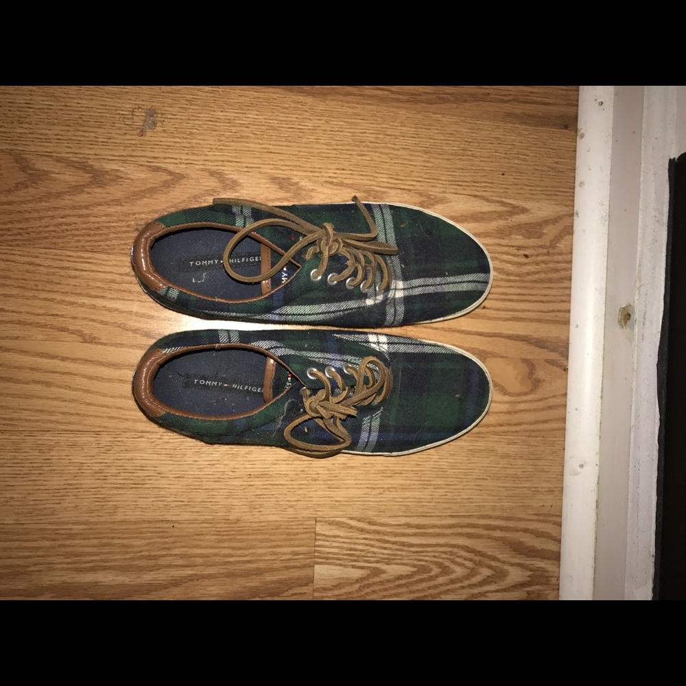 Tommy shoes
