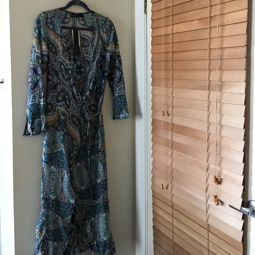 ✨HP✨ Erin Boho Paisley Floral Maxi Wrap Dress - Picture 7 of 8