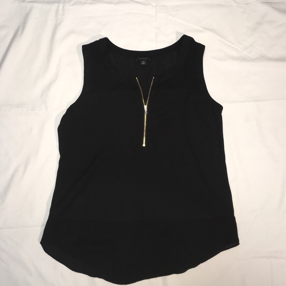 Black blouse with zip in front!