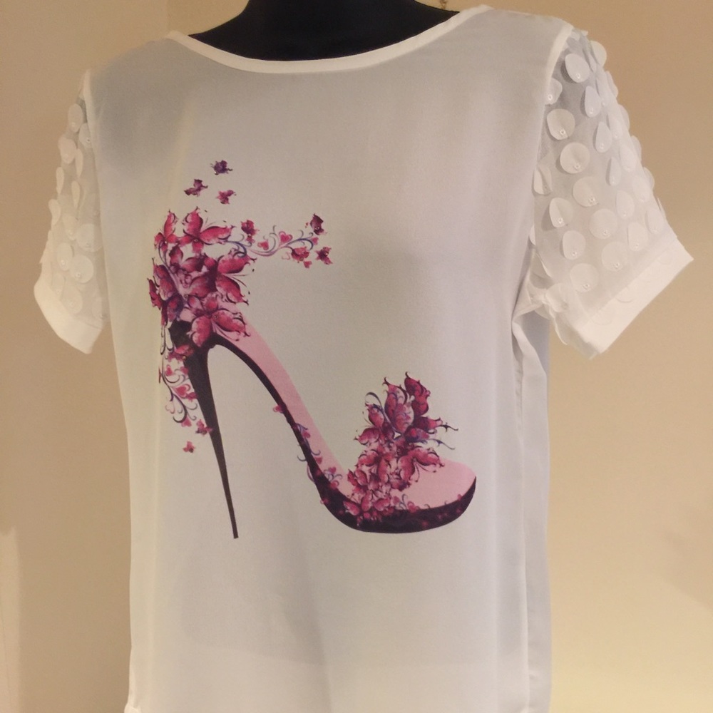 Stunning, Zara unique chiffon blouse / t-shirt.