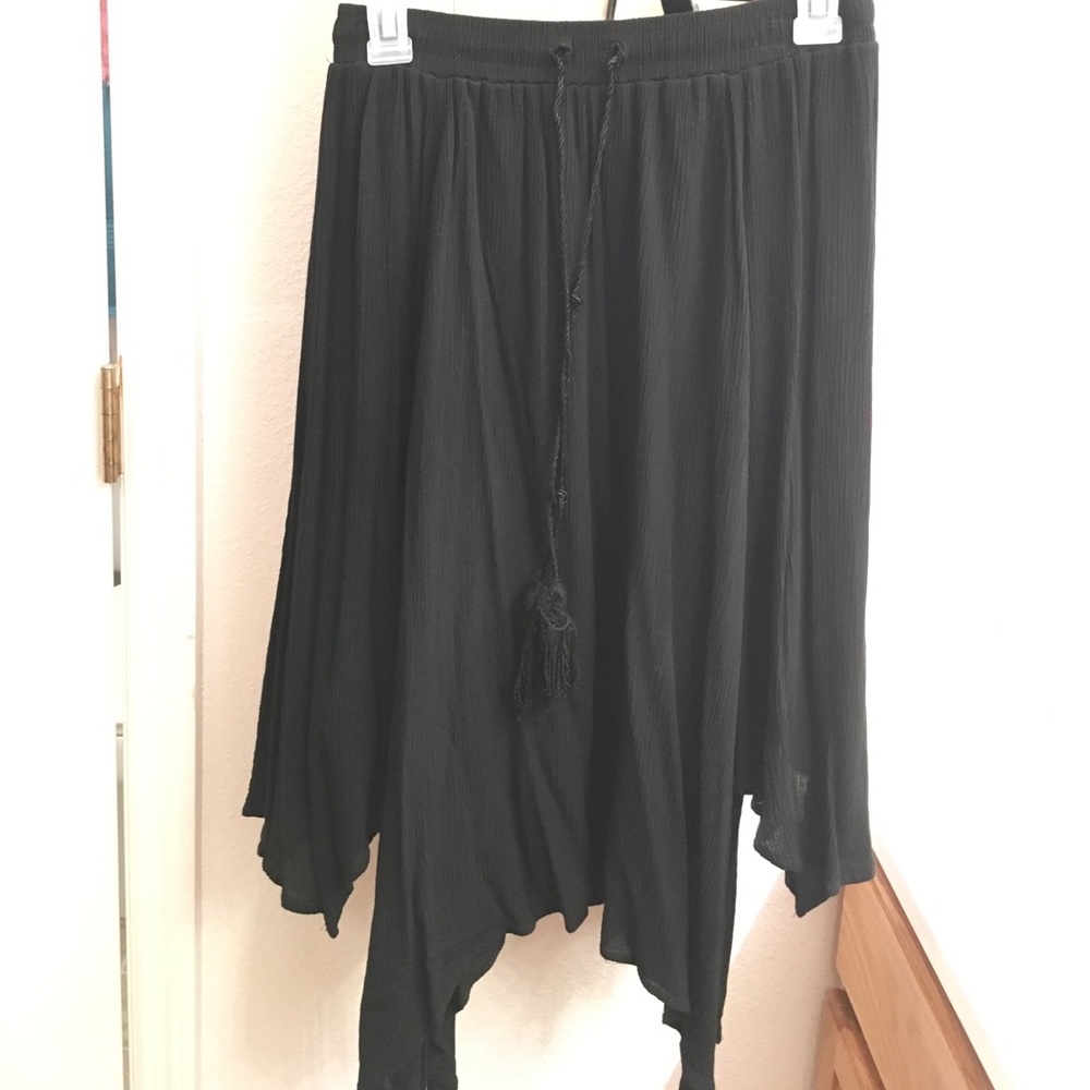 Moa Moa black skirt.