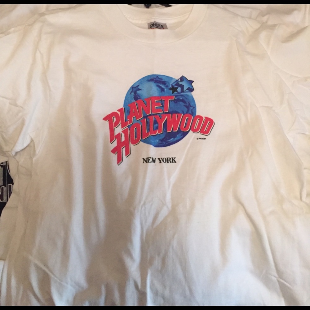 1991 Planet Hollywood t shirt