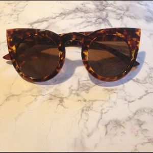 Turtle Cat Eye Sunglasses