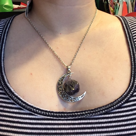 Final price! Raw amethyst moon necklace - Picture 2 of 2