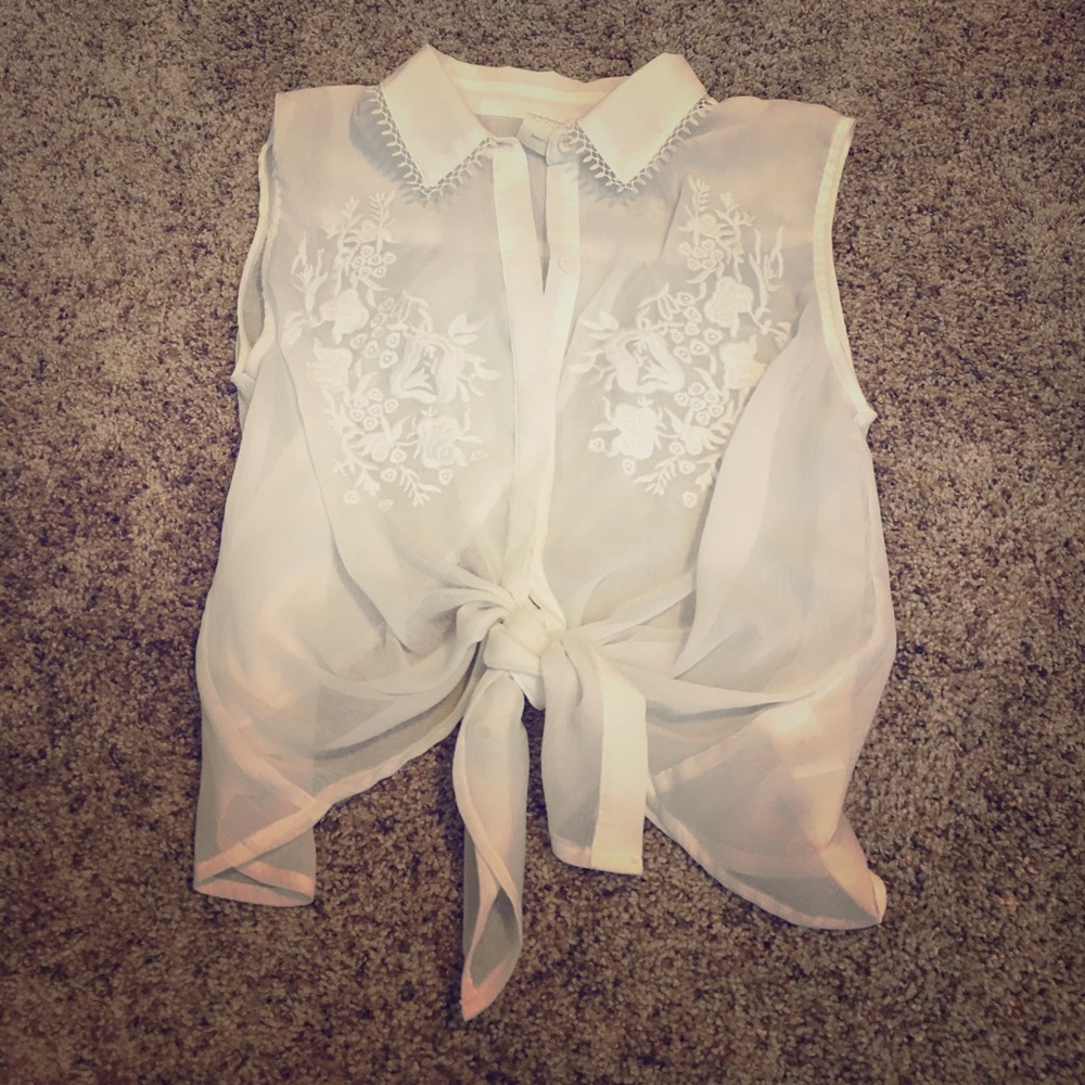 Embroidered White Collared Tank