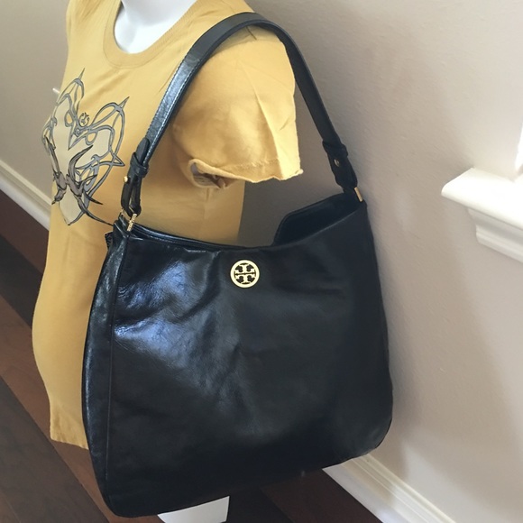 Tory Burch Handbags - Tory Burch handbag