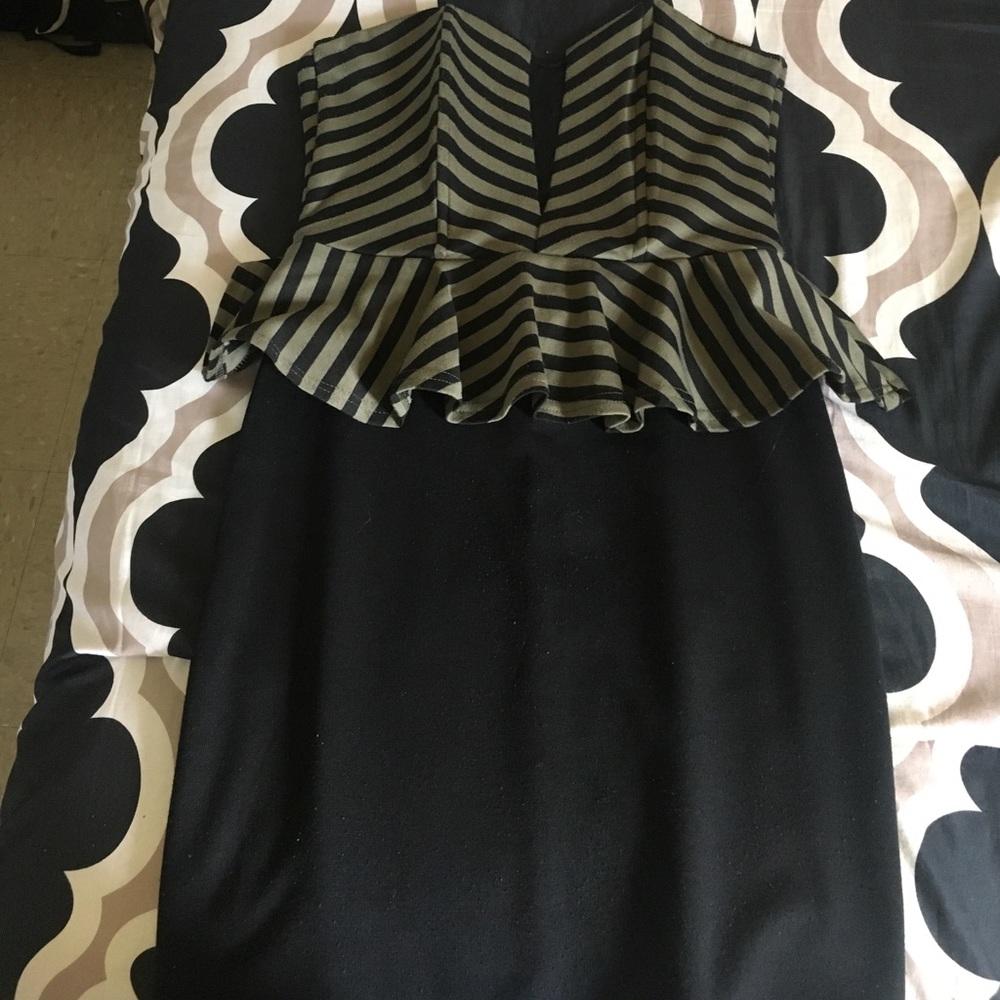 Strapless dress
