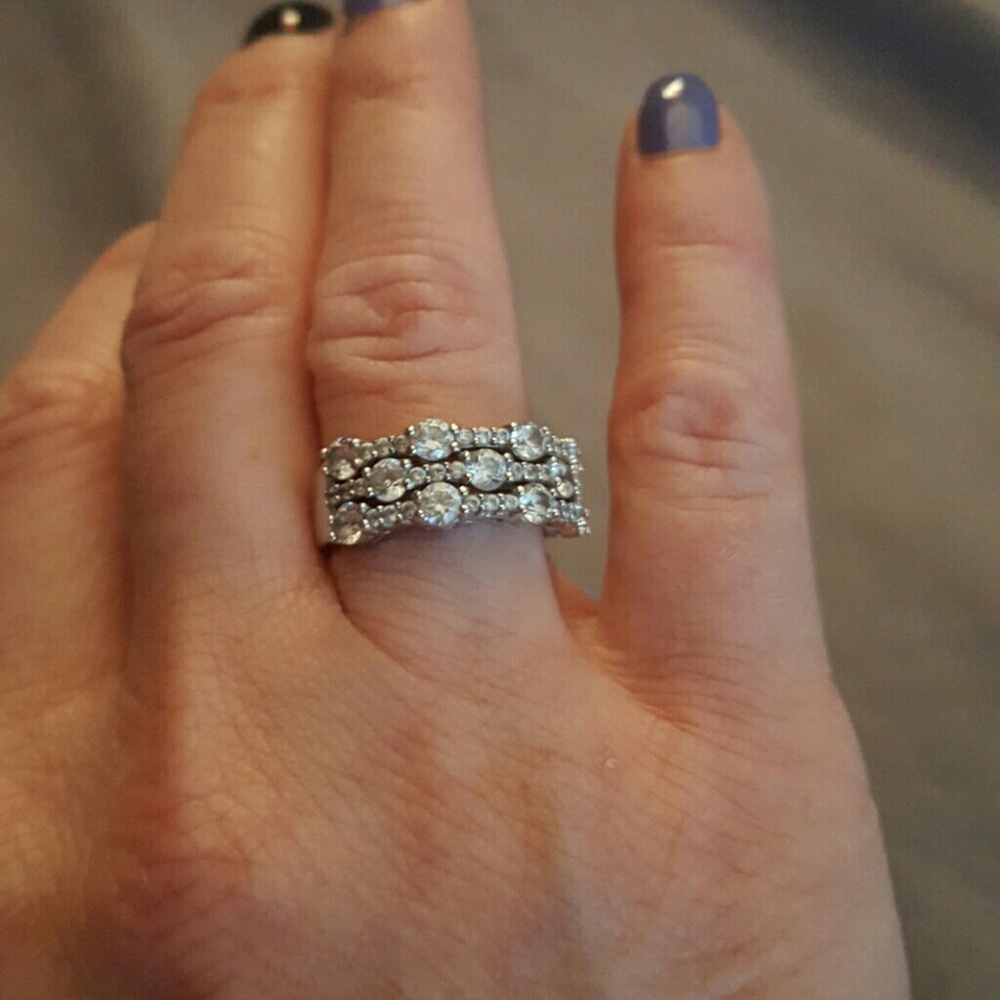 Cocktail ring
