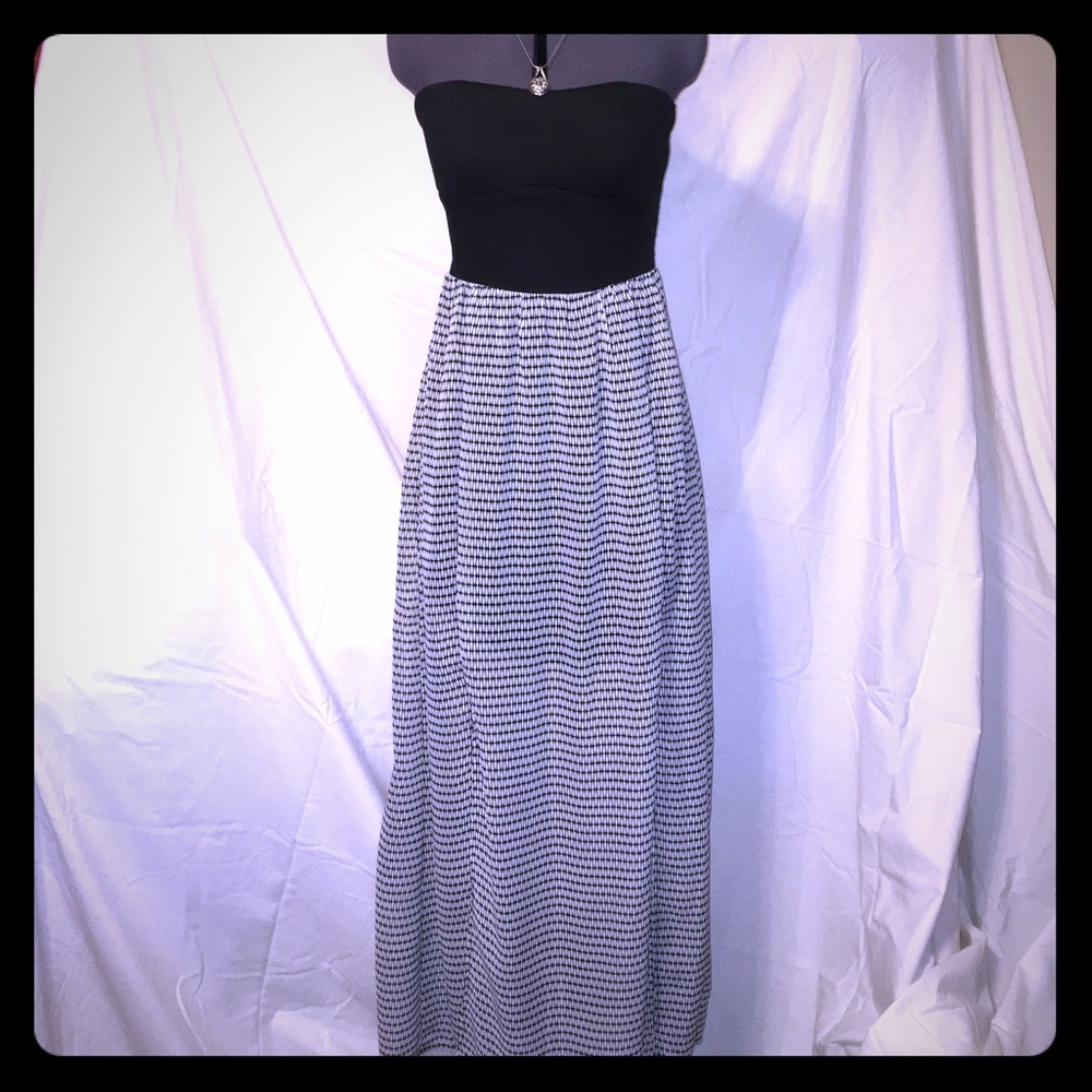 Strapless Black and White Summer Dress