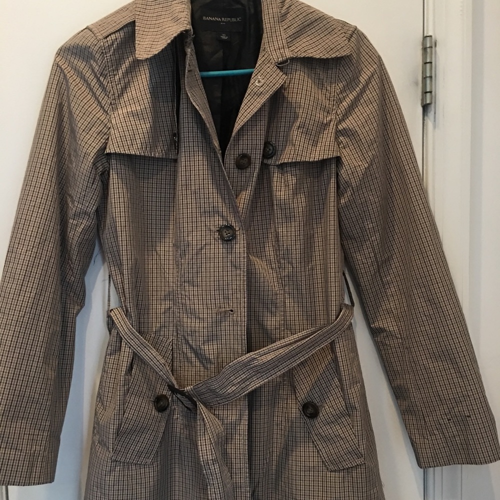 Banana Republic printed trench