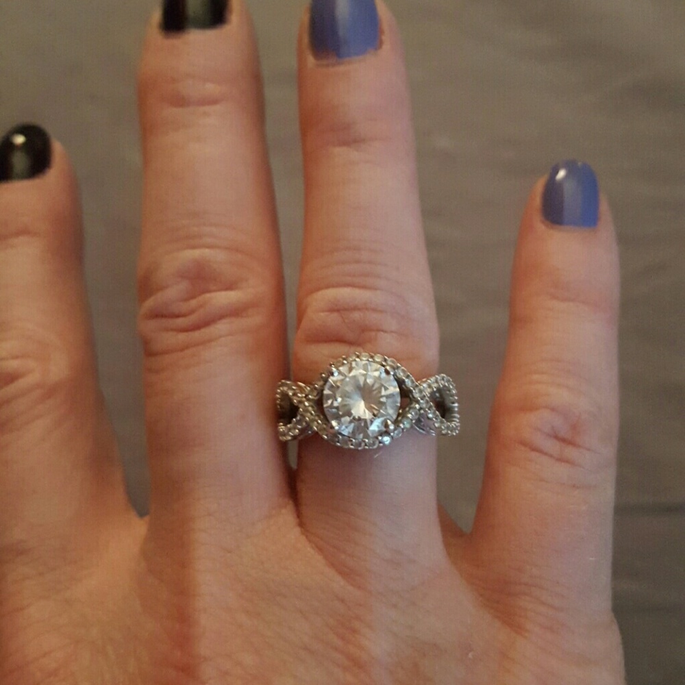 Cocktail ring