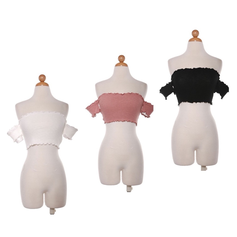 🚫Sold🚫Wavy Crop Top - White - Picture 4 of 6