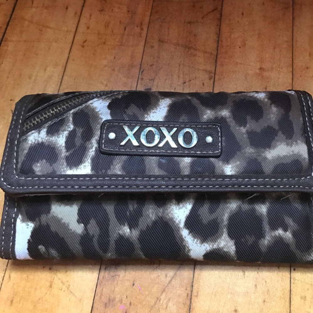 Cheetah print XOXO wallet
