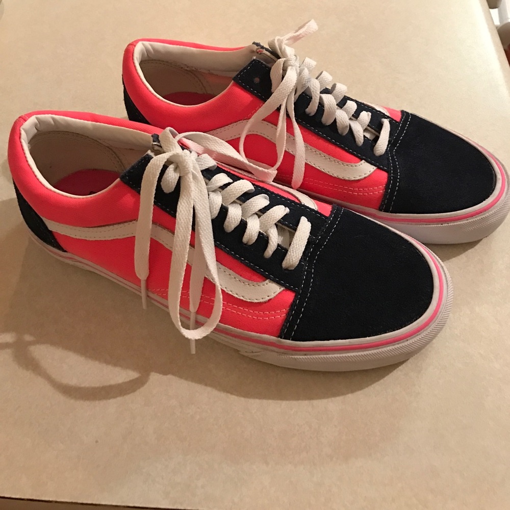 Super cute VANS!!! 💗