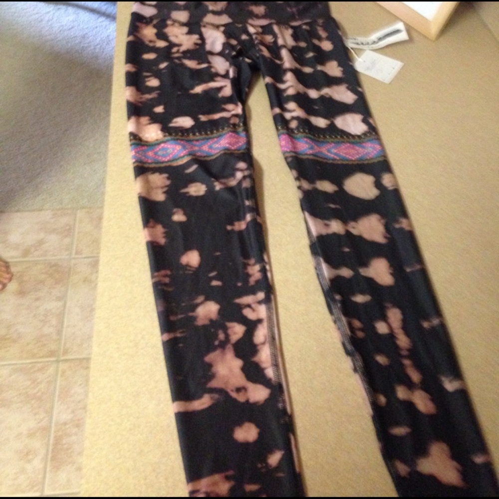 Teeki leggings