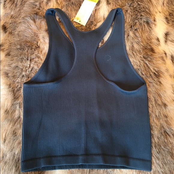BCBG cropped ridged tank - Picture 5 of 6