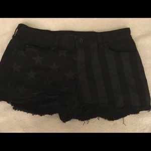 Black USA flag print shorts