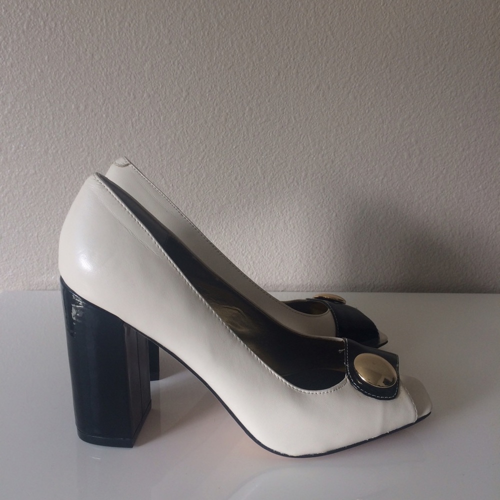 Last Chance ⭐️ Steve Madden