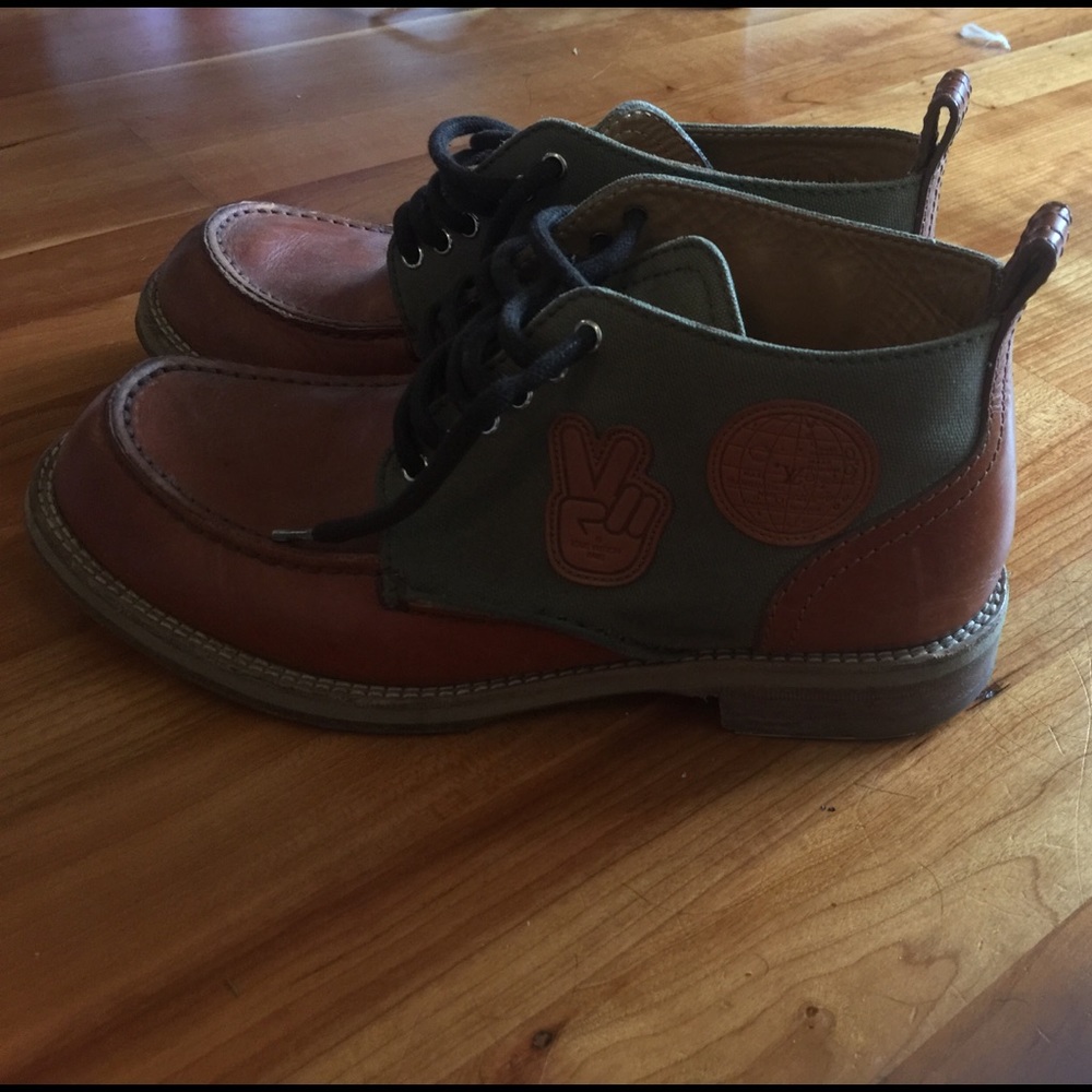 Louis Vuitton authenthic leather boots size8.5