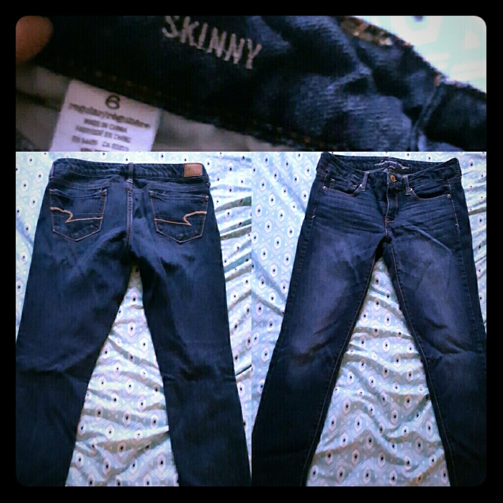 AE Dark wash, Skinny Jeans.