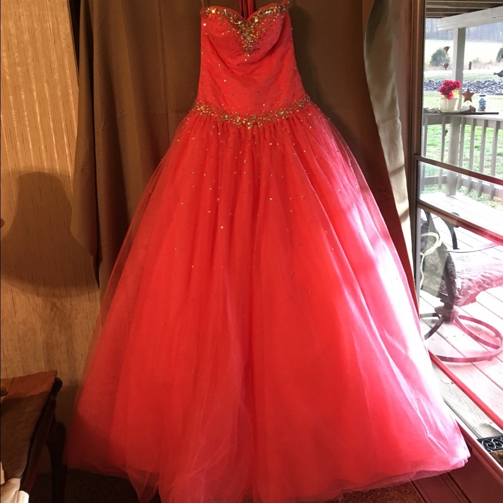 Barbie Pink Prom Dress