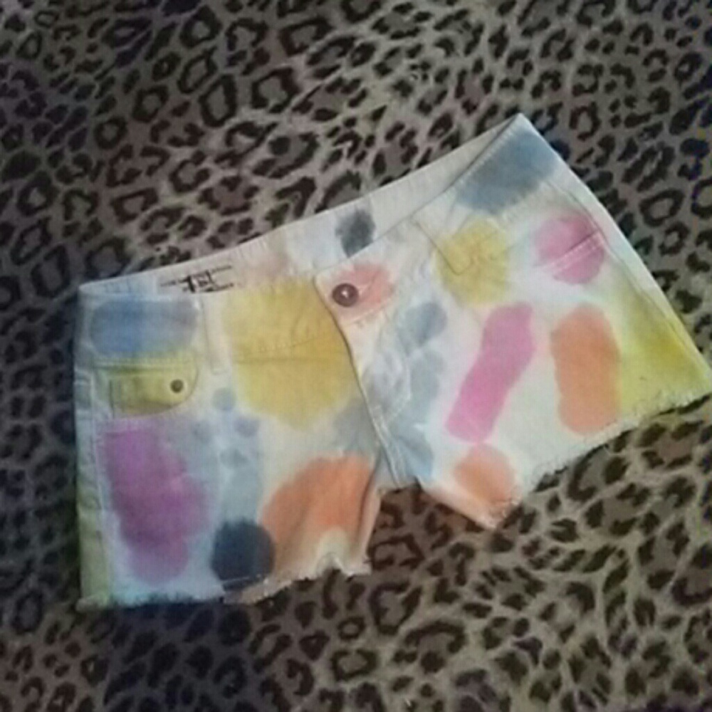 First Kiss white with multi color denim shorts