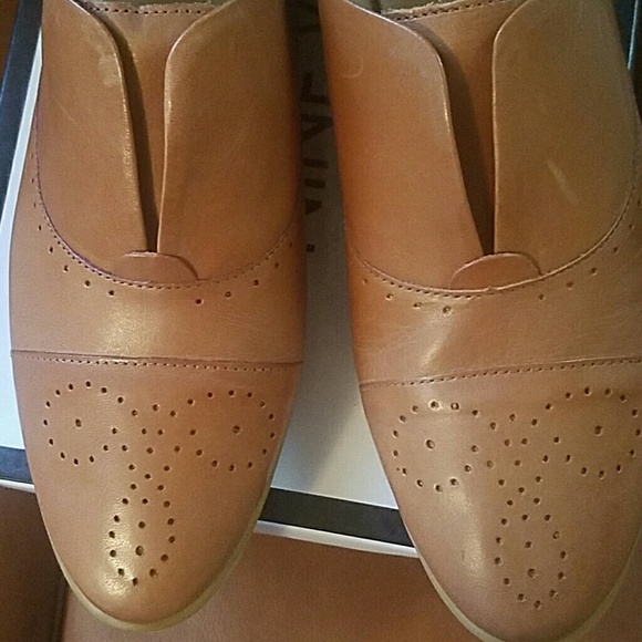 Slip in Oxfords - Picture 4 of 4