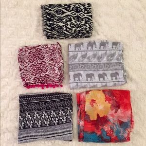 PRICE DROP⬇️5 Scarf Bundle!!!!!