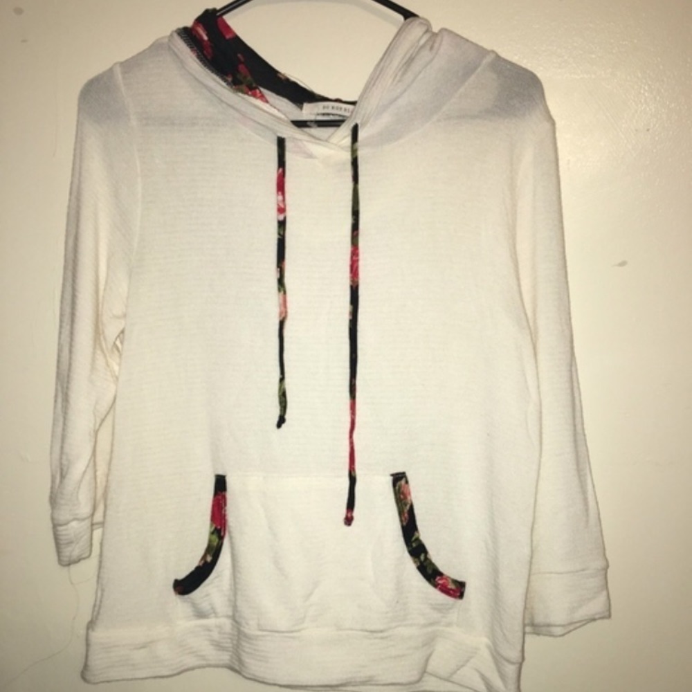 Light weight sweater shirt