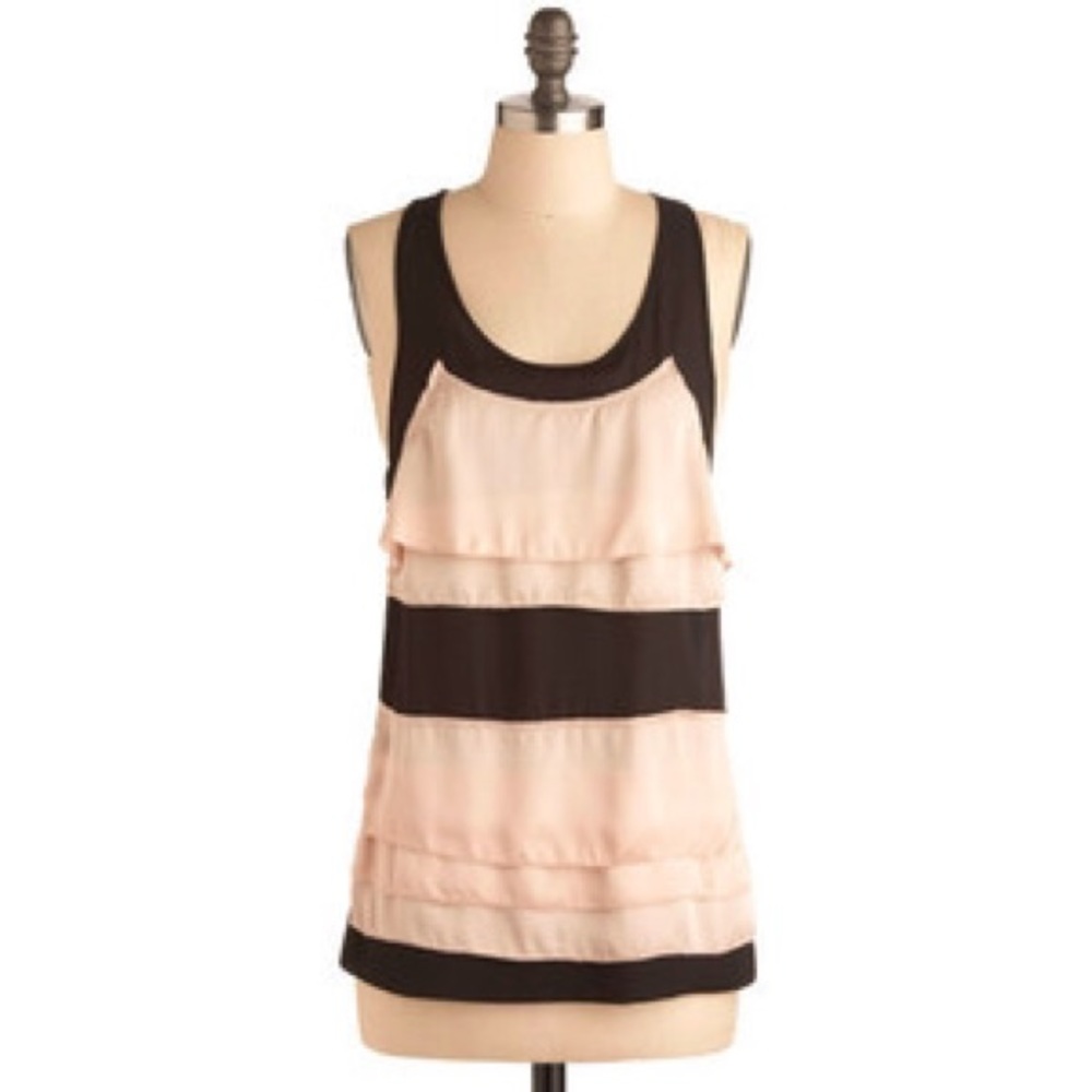 BB Dakota Queens Boulevard Top
