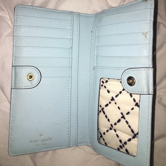Kate Spade wallet - Picture 4 of 4