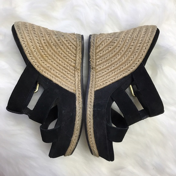 UGG Australia Hedy Black Gold Suede Wedges Sz 6.5 - Picture 2 of 6