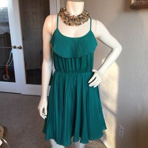 Gorgeous green pleated dress, size Large