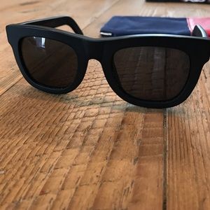 Super Sunglasses Gals