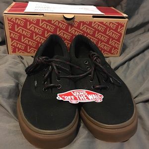 New! Authentic Vans Era