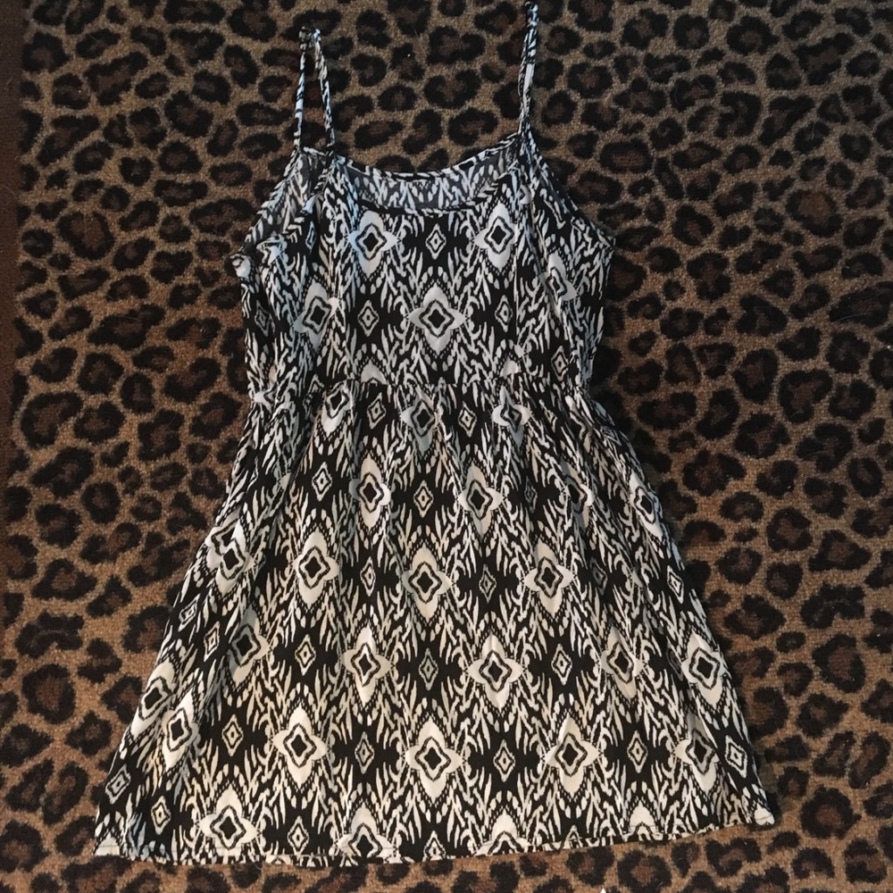 Aztec print dress - Picture 2 of 2