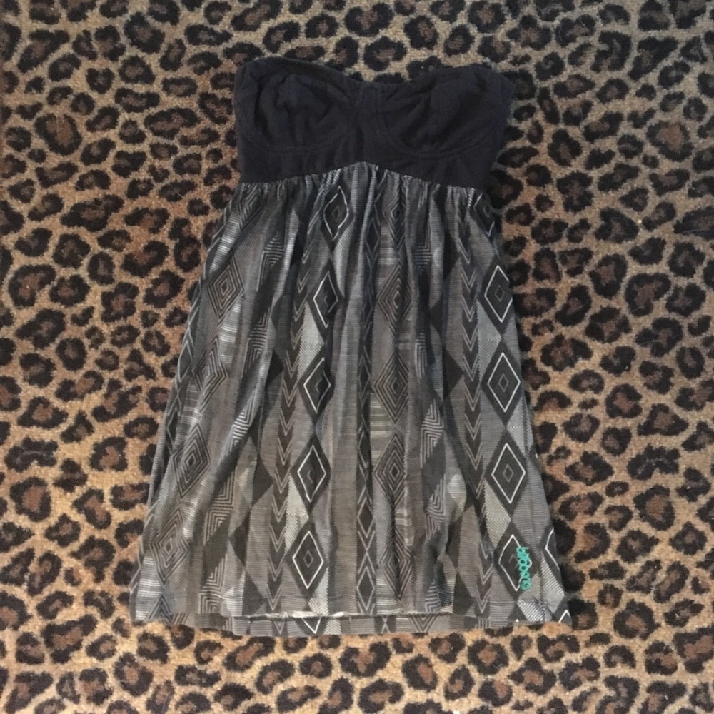 Aztec print Billabong strapless dress