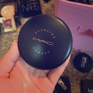 Mac Bronzing Powder