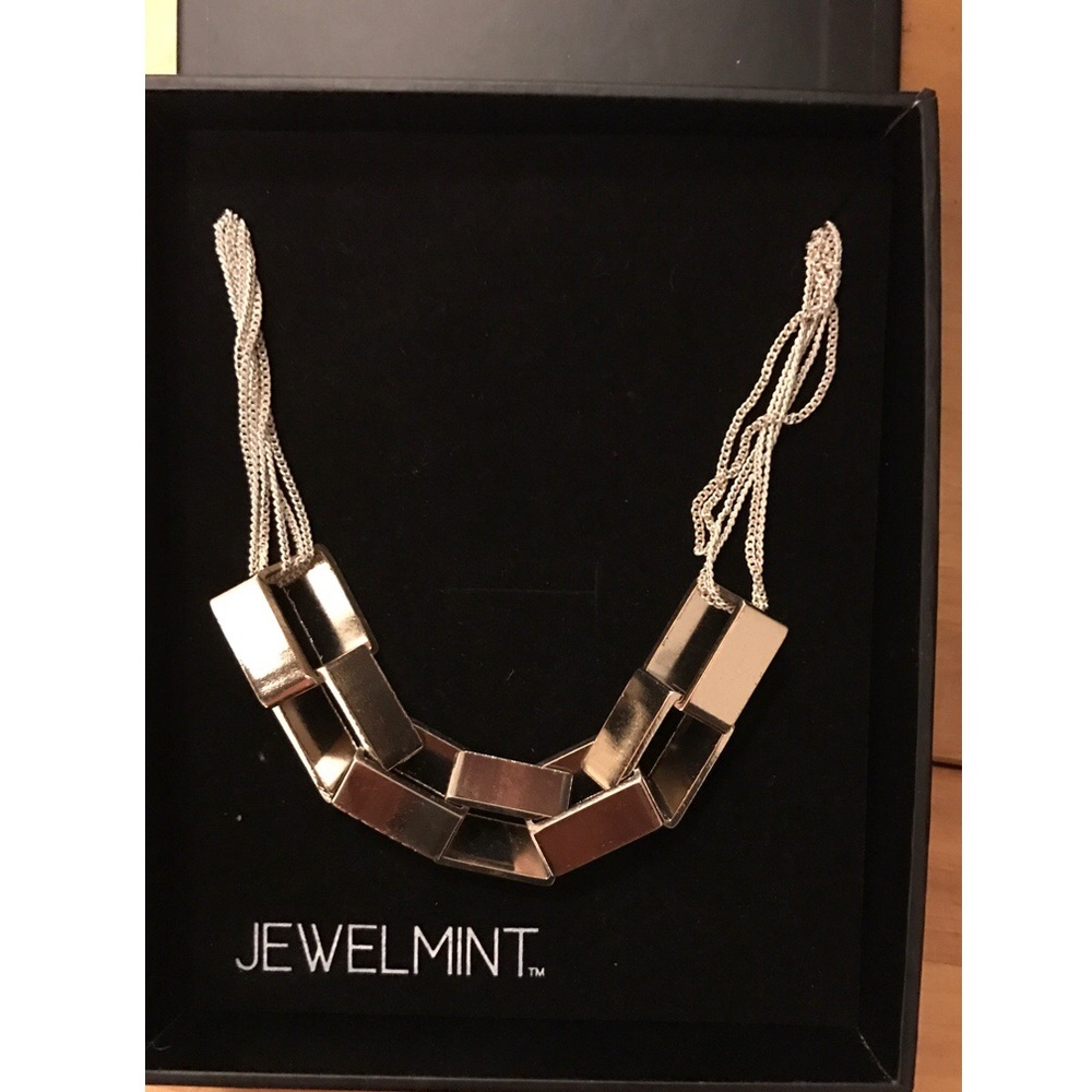 🔴 SOLD: JewelMint State of Art Necklace