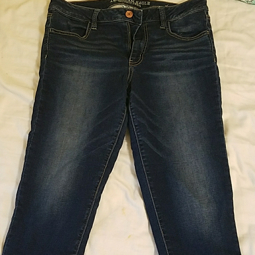 American Eagle cropped jeans