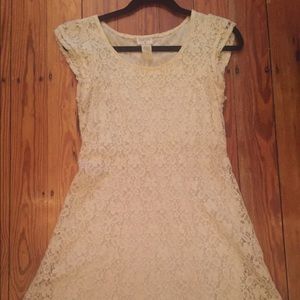 ⚡️2 for 15⚡️ Dainty White Lace Dress