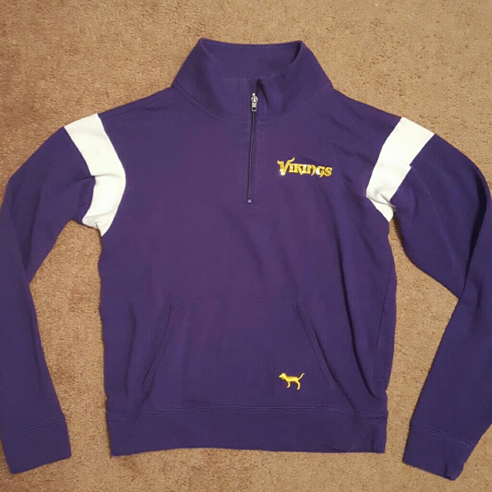 Victoria's Secret Pink Nfl pull over