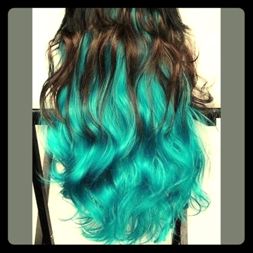 Extensions, aqua blue-green