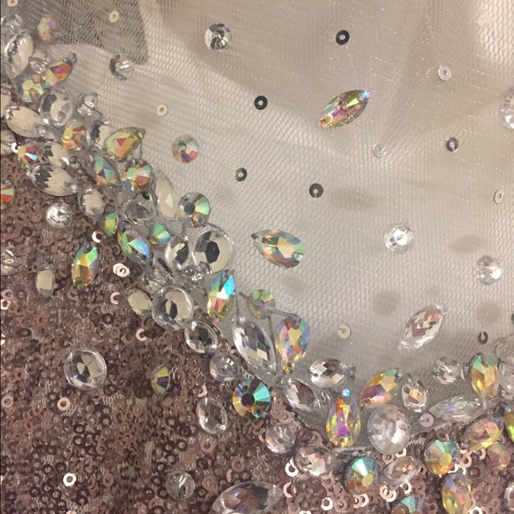 PROM DRESS - Picture 4 of 4