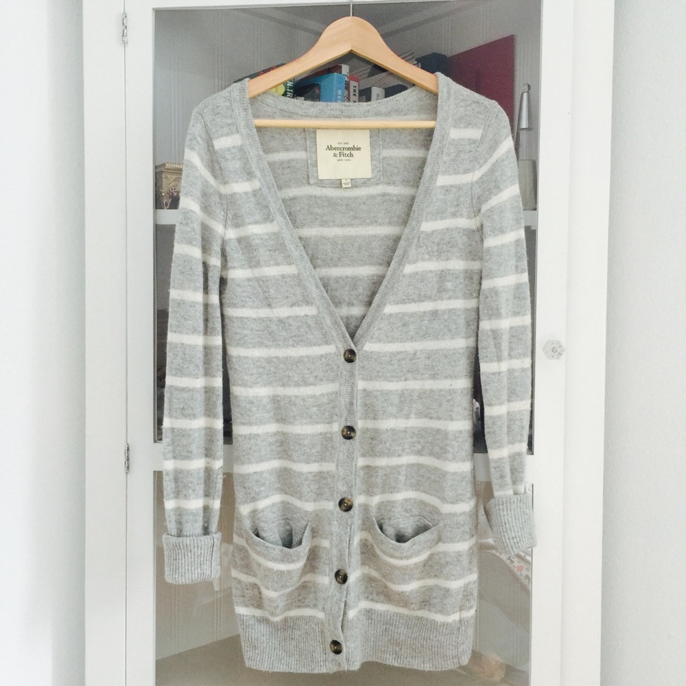 Abercrombie Fitch Cardigan